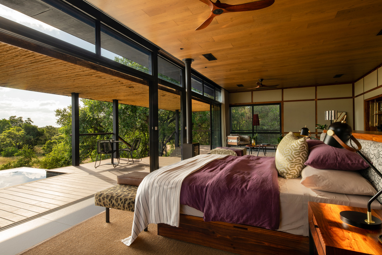Luxury suite at Tanda Tula Safari Camp in the Timbavati, Greater Kruger